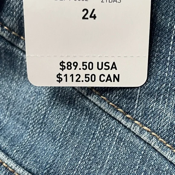 Torrid 24 T NWT Skinny Women Jeans - Picture 7 of 10